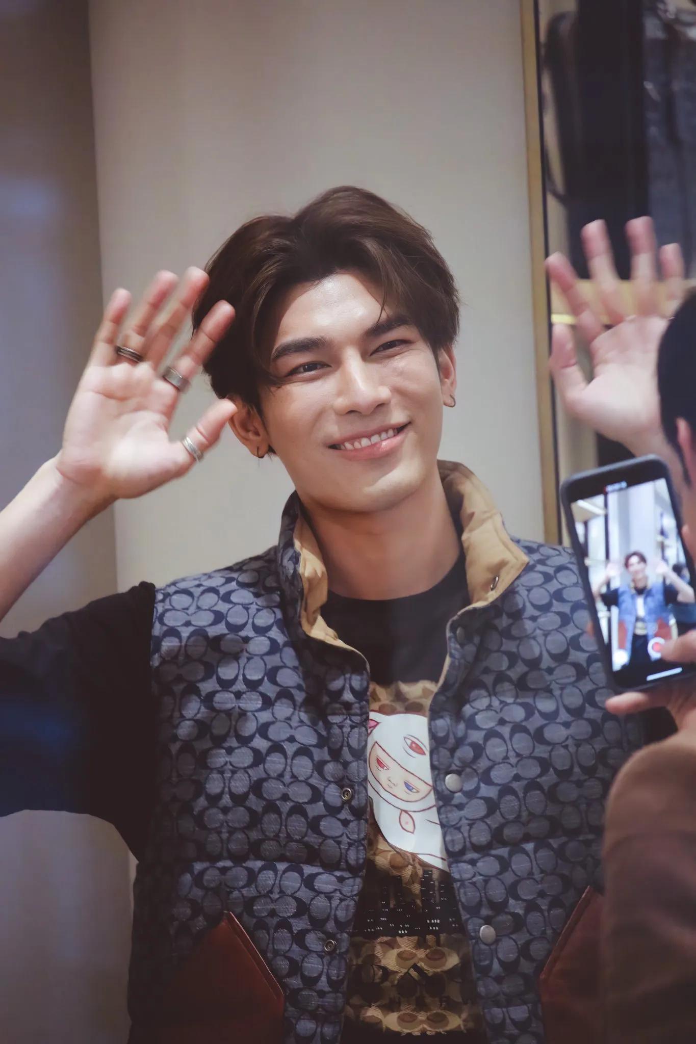 【MewGulf】Coach活动高清无水印图