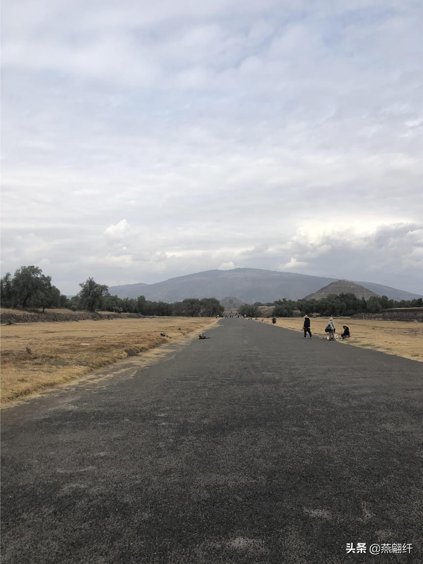 “踏迹古文明、晓看日月辉”— 除夕墨西哥金字塔一日游记