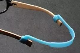 眼镜戴不住老是下滑应该怎么办,为什么你的眼镜老是会下滑