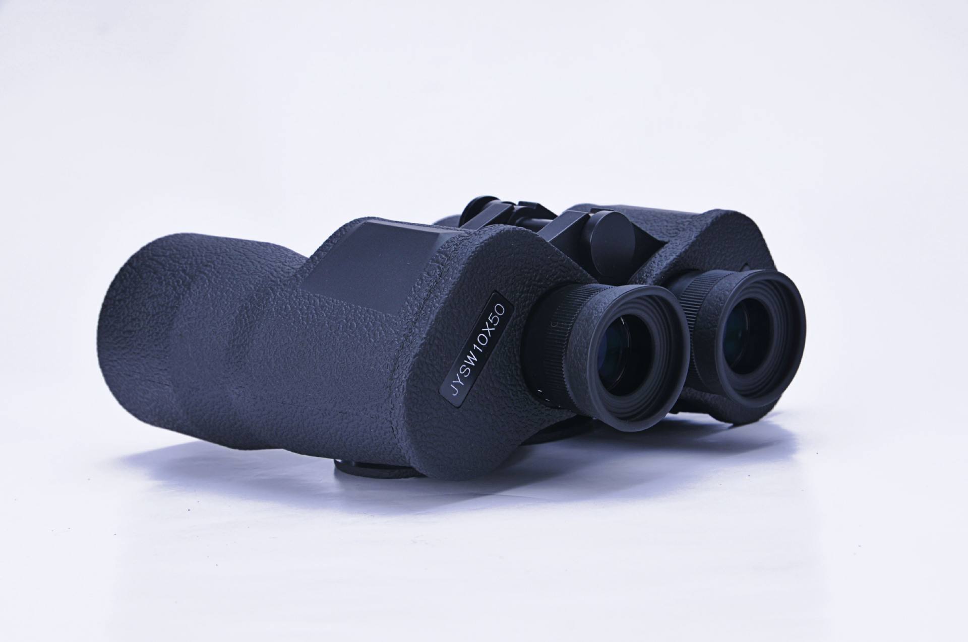 *击狙**手能盲狙目标吗，真正的*击狙**手喊话别被游戏欺骗了