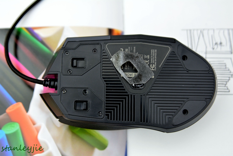 达尔优牧马人鼠标em945,达尔优945游戏鼠标