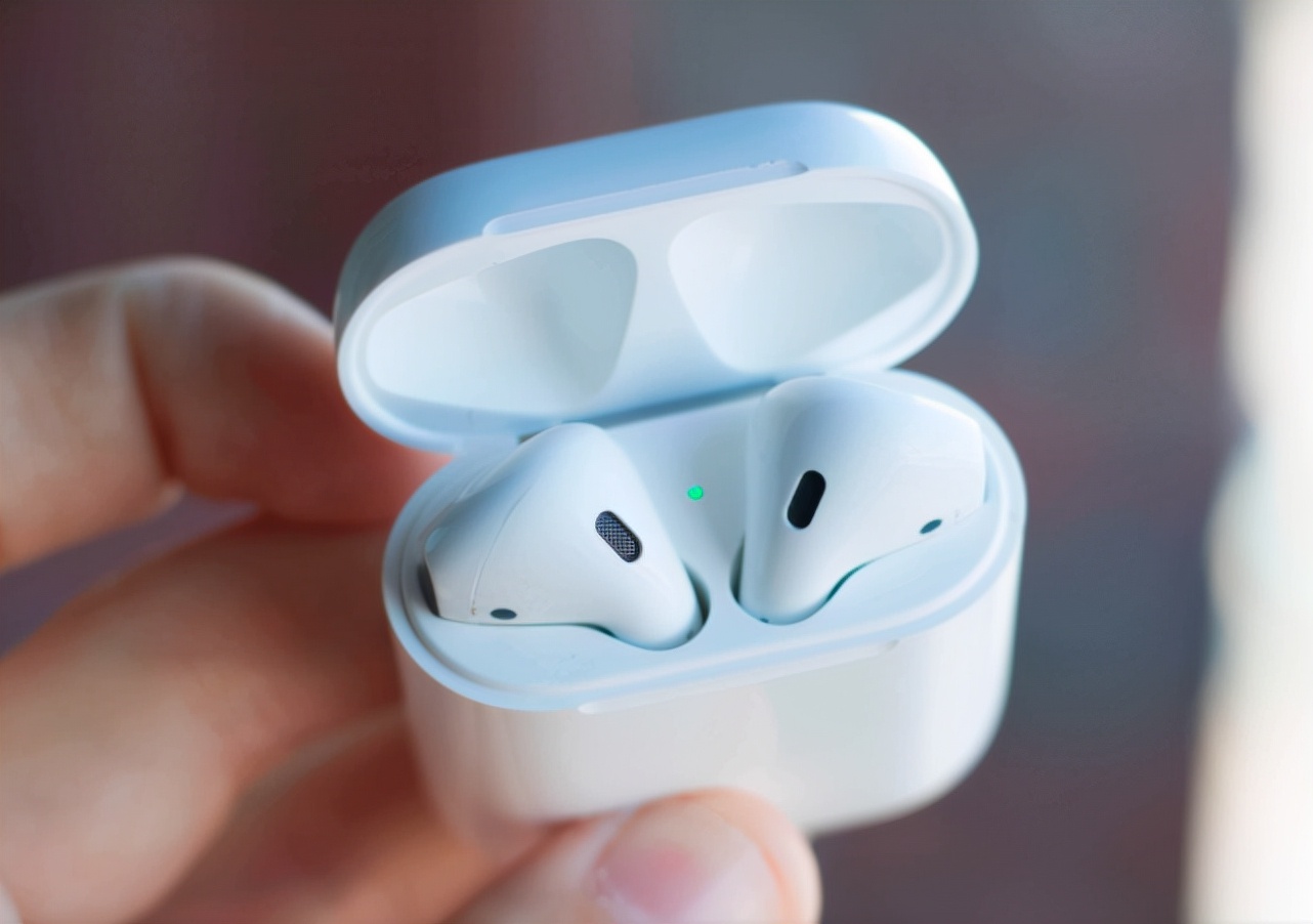 华强北凭什么掌握深圳经济命脉？小学文凭、背包客都月入数万