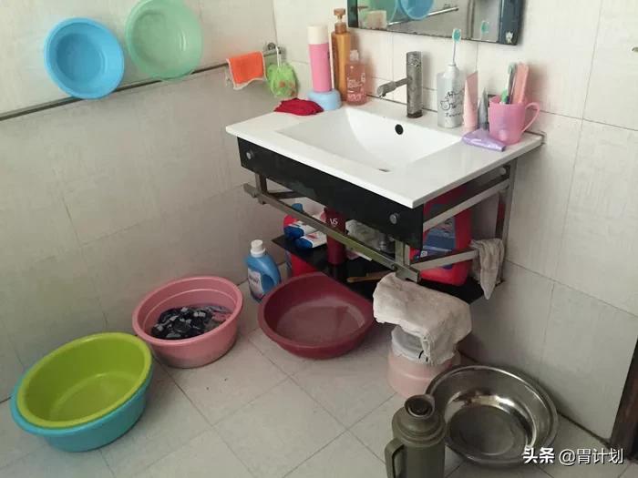 一个不起眼的小挂钩，帮我解决多年的小烦恼，让家里变得更整齐了