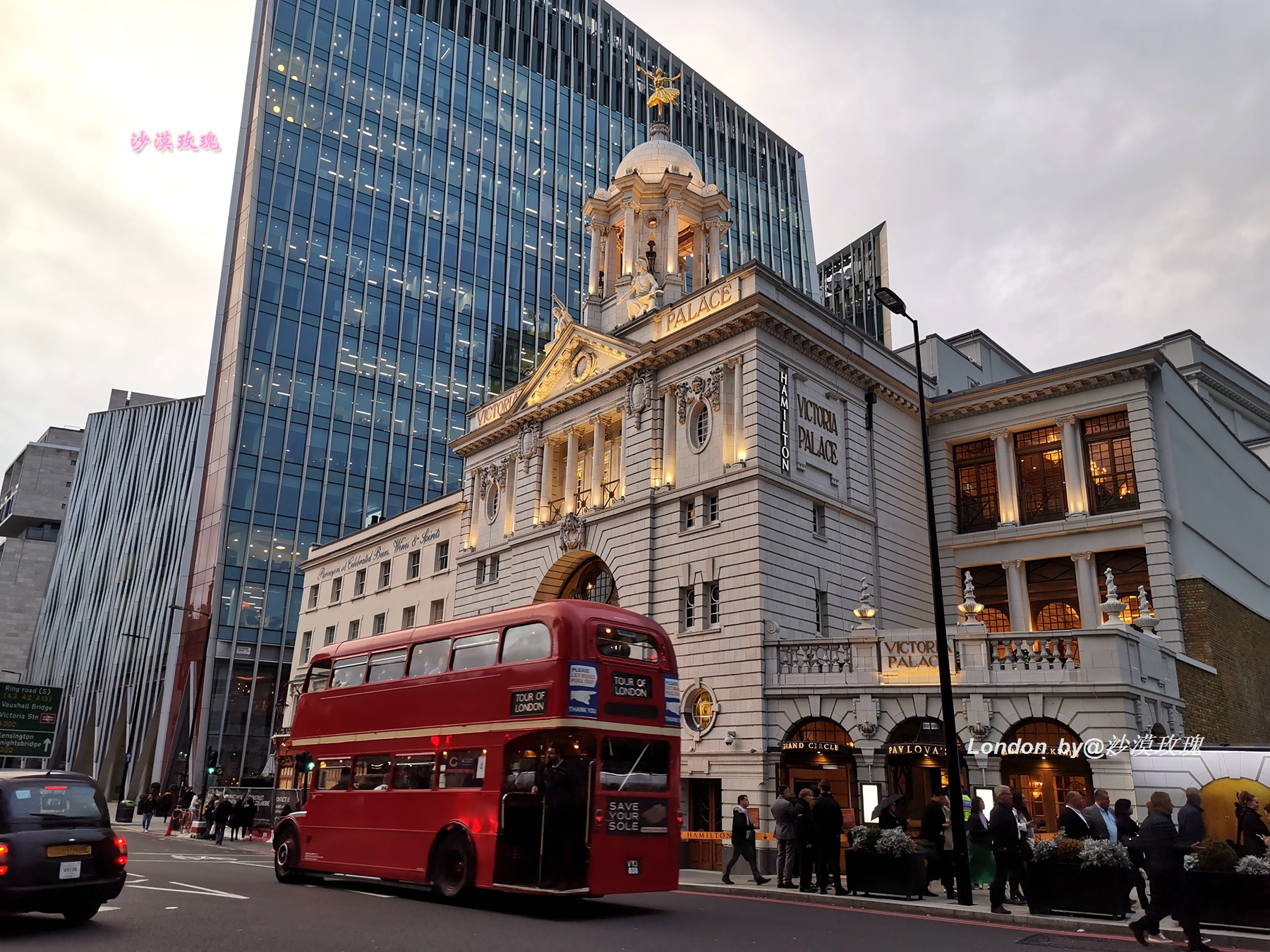 英国伦敦西区一个著名公园,这里是伦敦用英语怎么读