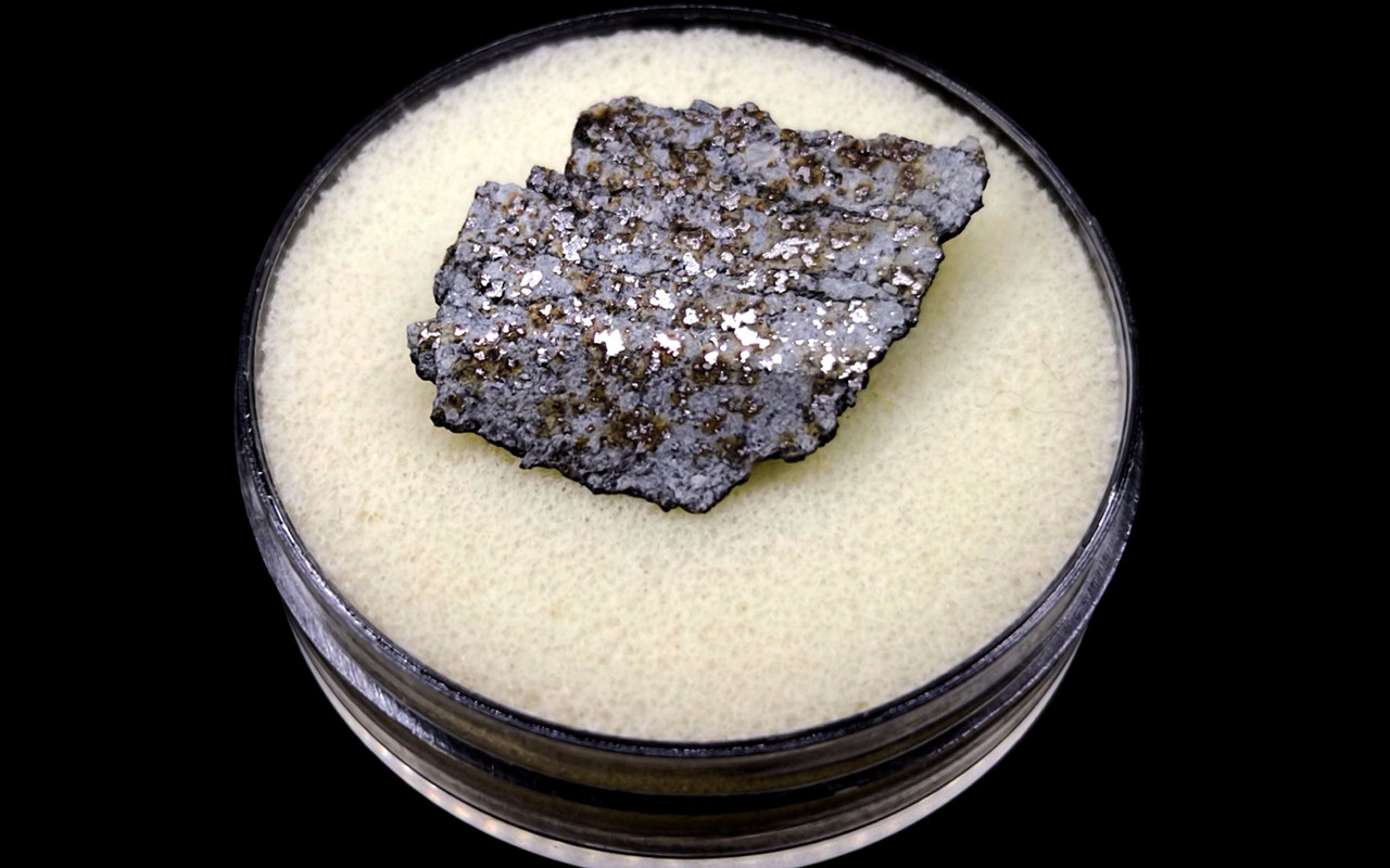 为什么石头撞击地球会爆炸,一块石头引发的大爆炸