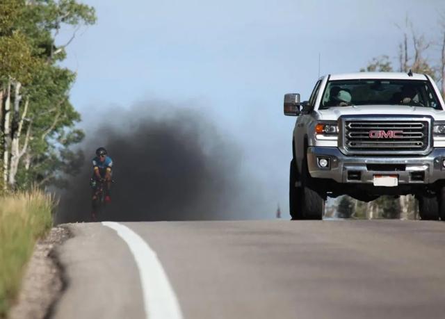 必须中国人来负责？西班牙最大潟湖污染：因为中国人爱吃猪肉