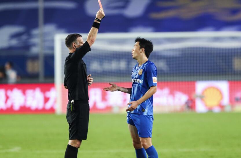 上港惊天大逆转红牌,本土裁判世界杯