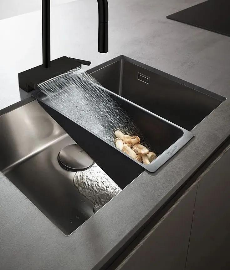 吊柜磕头，台面过高？厨房照此装50年不用换，第二种方案更重要