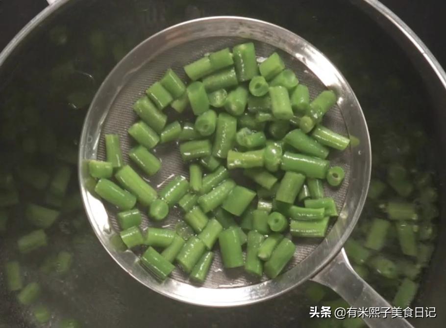 四季豆炒什么下饭又好吃,炒四季豆营养价值