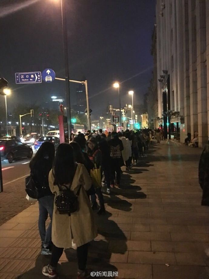 鹿晗是超一线明星还是一线明星,从一线当红到无戏可拍