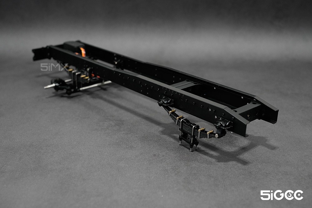 组装f2000拖头,组装f2000卡车模型