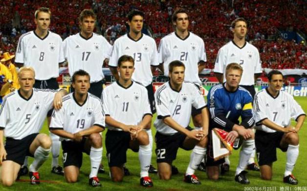 21世纪足球十大中锋克洛泽,克洛泽首次首发帽子戏法