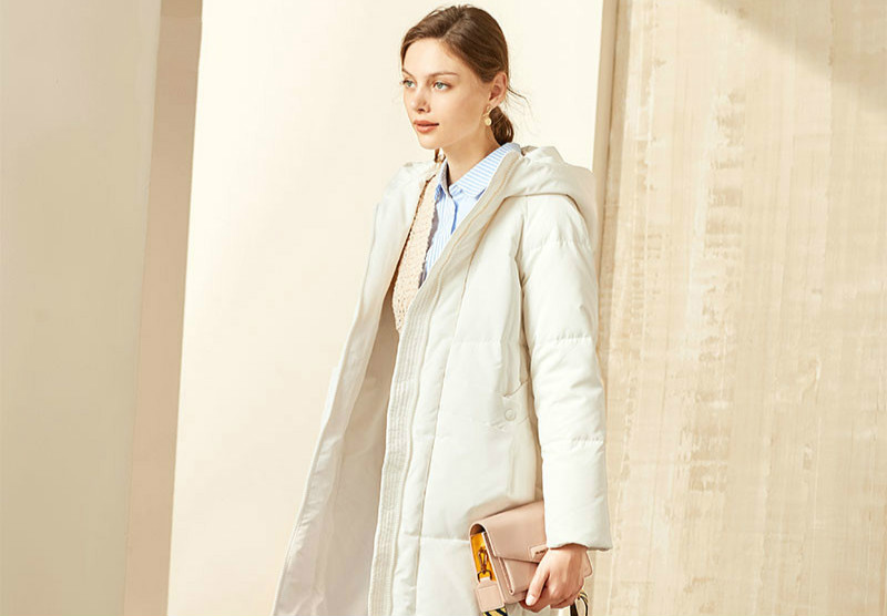 艾莱依反季白羽绒服,艾莱依粉色羽绒服