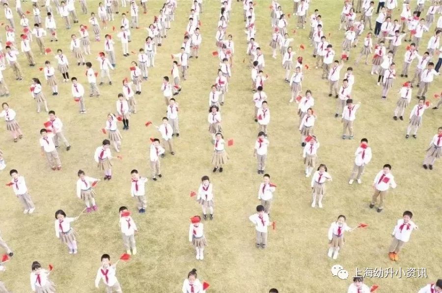 上海最美高中校服,上海小学校服好看前十名