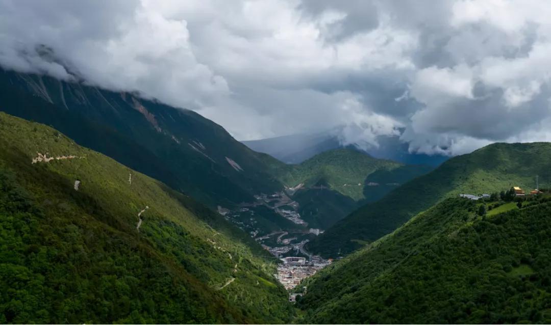 美丽云南（第二季）|香格里拉深处最耀眼的明珠——美名：迪庆·德钦县