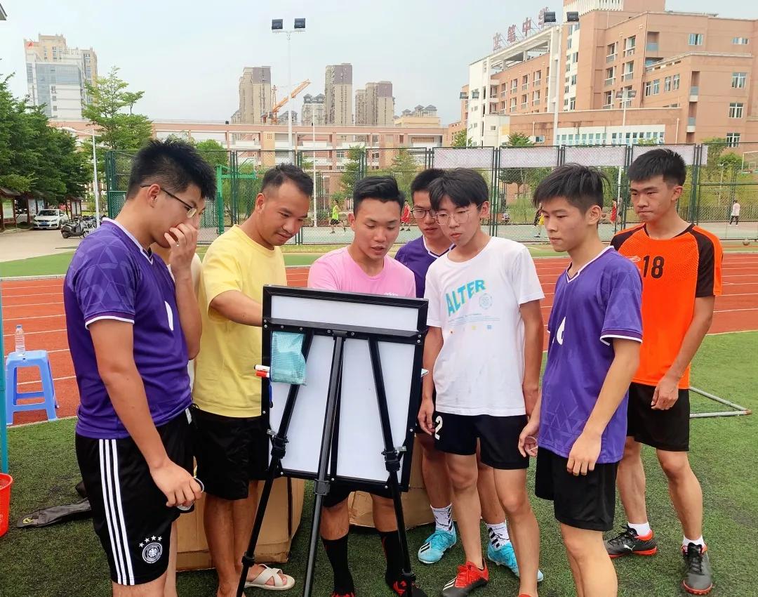 燃！盛夏足球梦，文笔中学“旋风小子”刻苦训练记