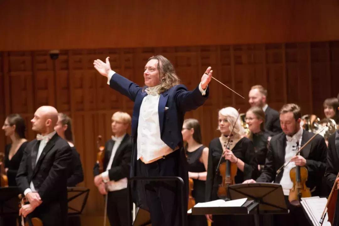 维也纳交响乐团2024新年音乐会,维也纳皇家交响乐团2020天津