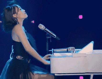 乘风破浪的姐姐蓝盈莹被评价,乘风破浪的姐姐蓝盈莹被淘汰了吗