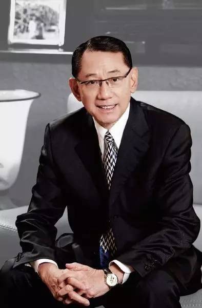 杨受成与明星关系,杨受成成长历程