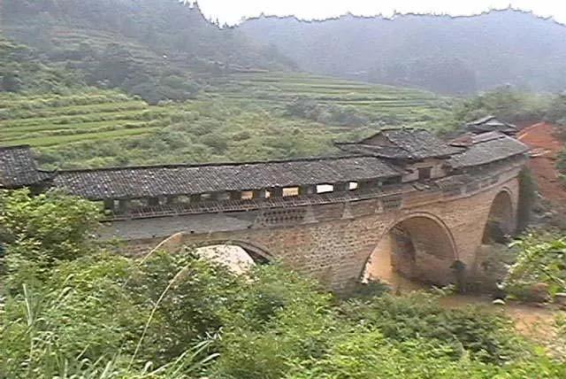 赣南新闻信丰玉带桥图片,赣南信丰玉带桥脐橙