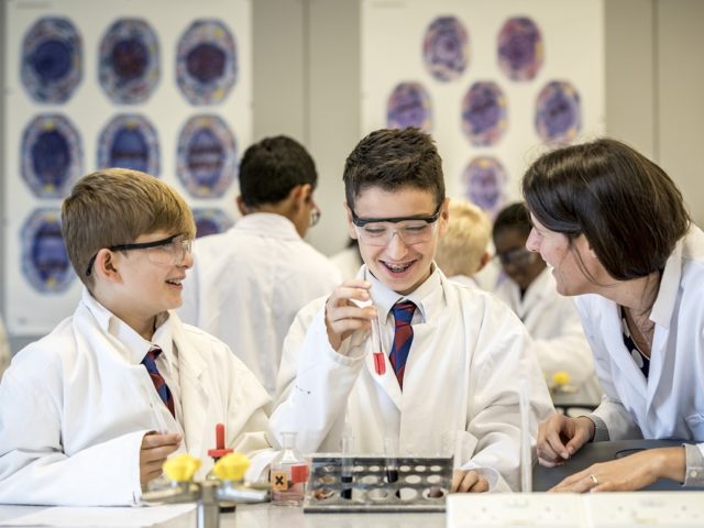 伦敦年度最佳私校排行出炉！最棒的是这所