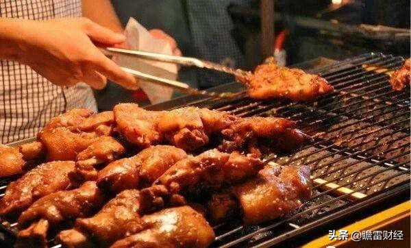 烤猪蹄摆地摊真实一年能赚多少钱,5000元创业卖猪蹄