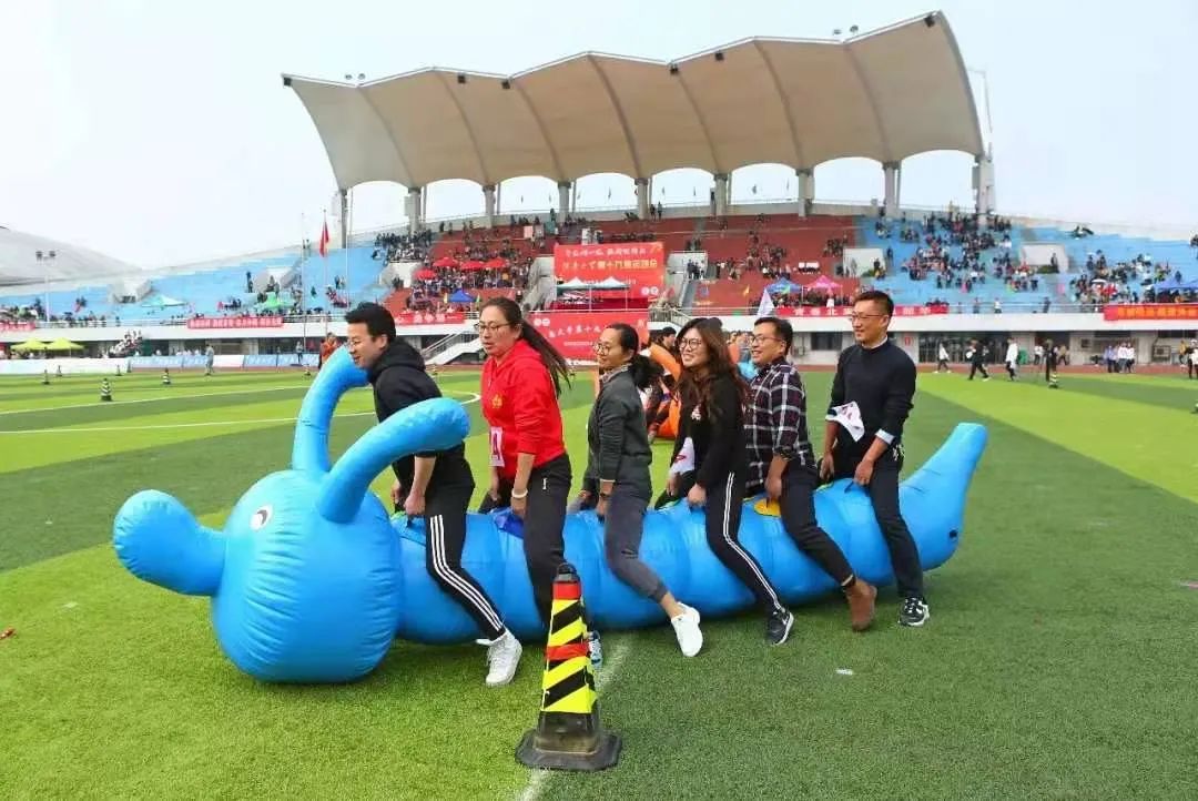 江南大学运动会开幕式走秀,江南大学22届运动会开幕式