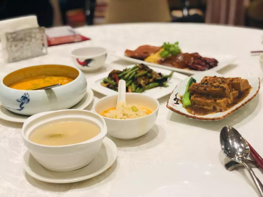 天津丽思卡尔顿酒店前身是什么,天津丽思卡尔顿自助餐双人