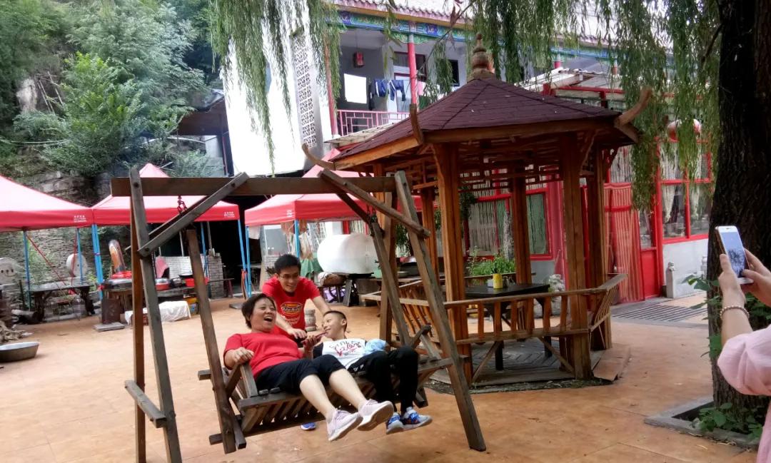 鑱氶緳灞辫幉鑺辨礊瑙嗛,姝﹀畨鑾茶姳娲炶仛榫欏北