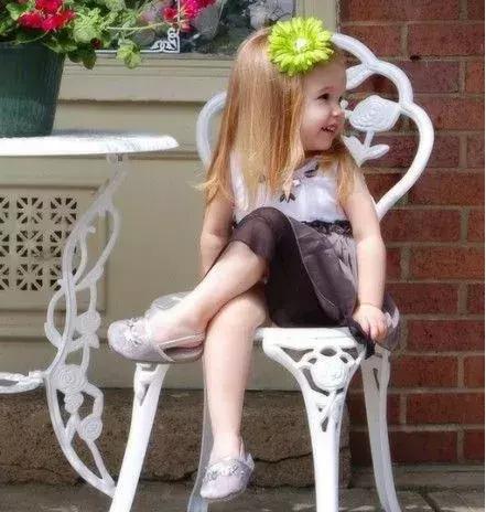 小孩腿长短不一造成原因,孩子长短腿是什么原因引起的