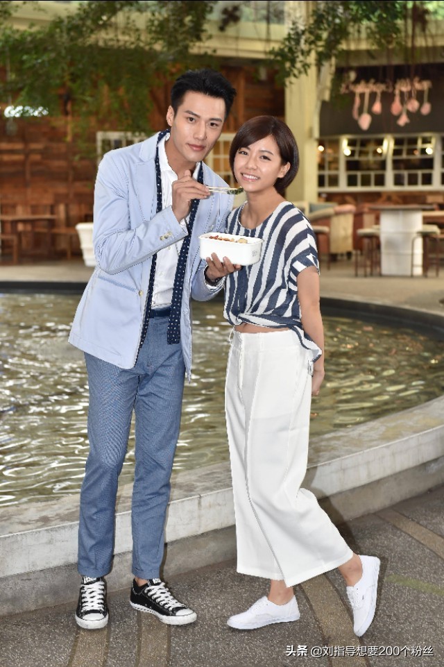 鐞冭壊鎬′汉闃垮鎷夊凹,鐞冭壊鎬′汉闈犺劯鍚冮キ