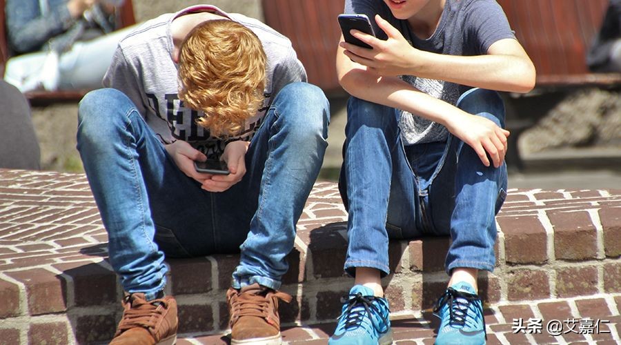 艾嘉仁｜为了颈椎健康，枕头应该选多高？