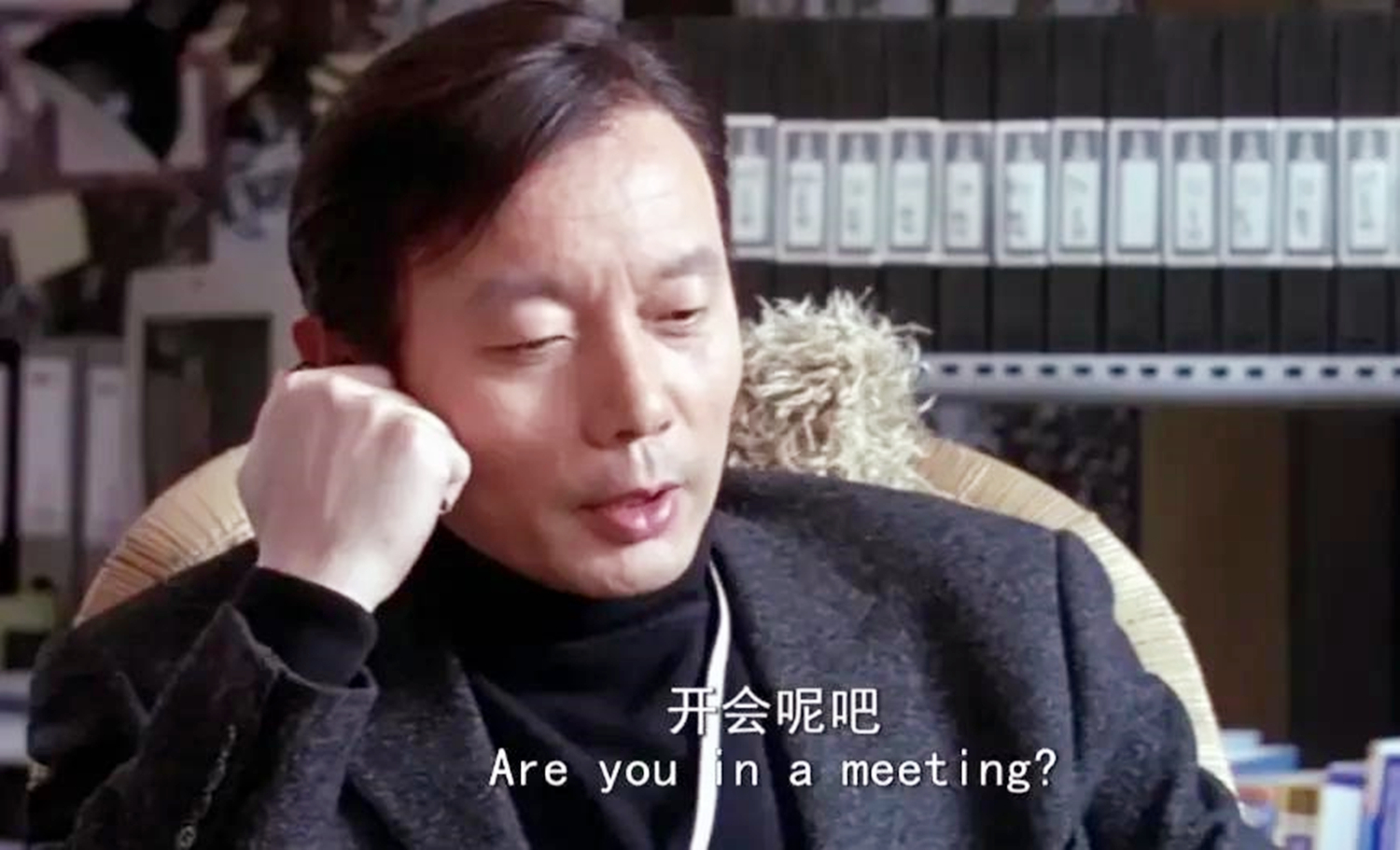 男人离婚后,为什么不愿娶小三?电影《手机》揭开了阴暗的人性