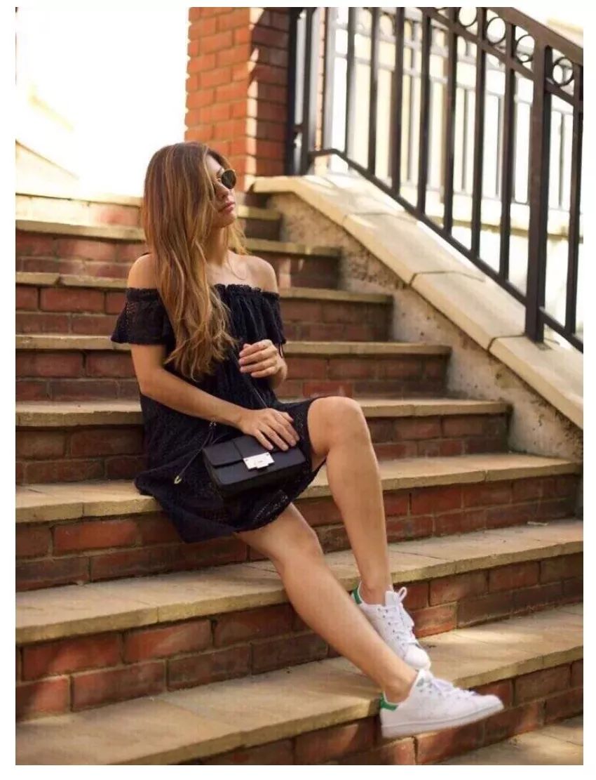 潮鞋推荐300元以下百搭,必入潮鞋3款经典百搭潮鞋推荐