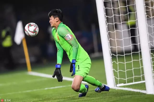 国足0比2不敌韩国；奇才险胜尼克斯；黄蜂VS国王；丁俊晖险胜