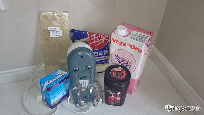 牛奶慕斯蛋糕最简单的制作方法,蓝莓果酱牛奶奶酪慕斯蛋糕8寸