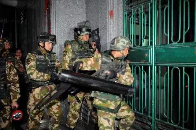 广东“教父”地下王国覆灭,*毒冰**产量占全国三分之一……