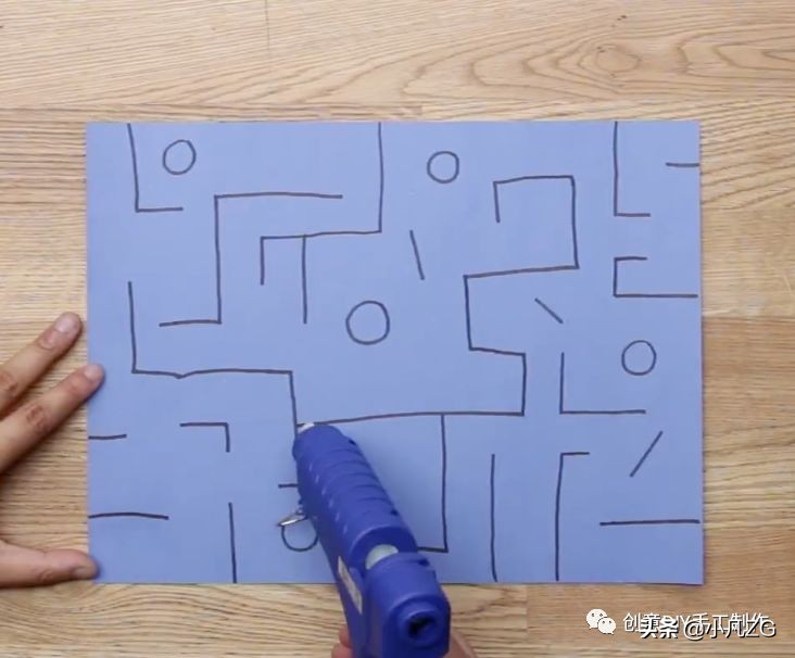 快递盒鞋架改造方法,快递箱子改造鞋子收纳盒