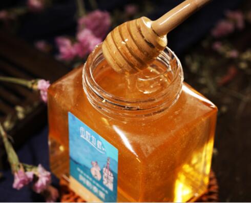 蜂蜜会变质吗变质后的蜂蜜什么样,蜂蜜变黑了还有药味