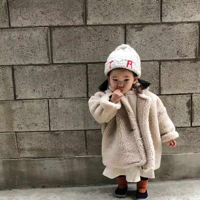 韩国ins短腿小萝莉,ins上爆红的小萝莉