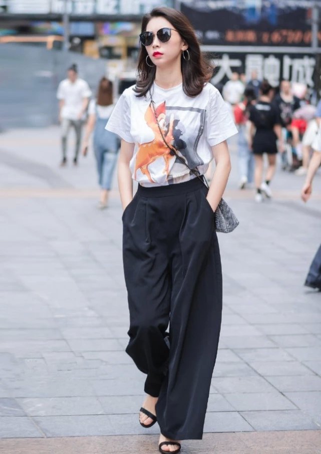 适合冬天穿的好看裤,冬天穿的时尚裤好看又洋气