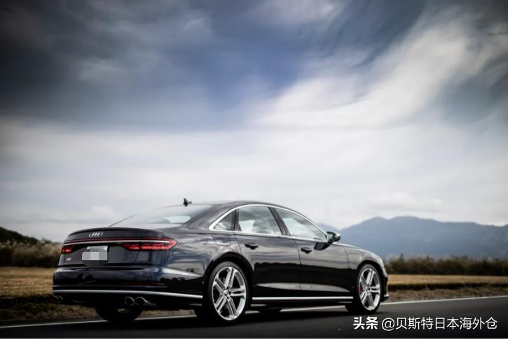 新奥迪s8提车,奥迪s8第一视角试驾