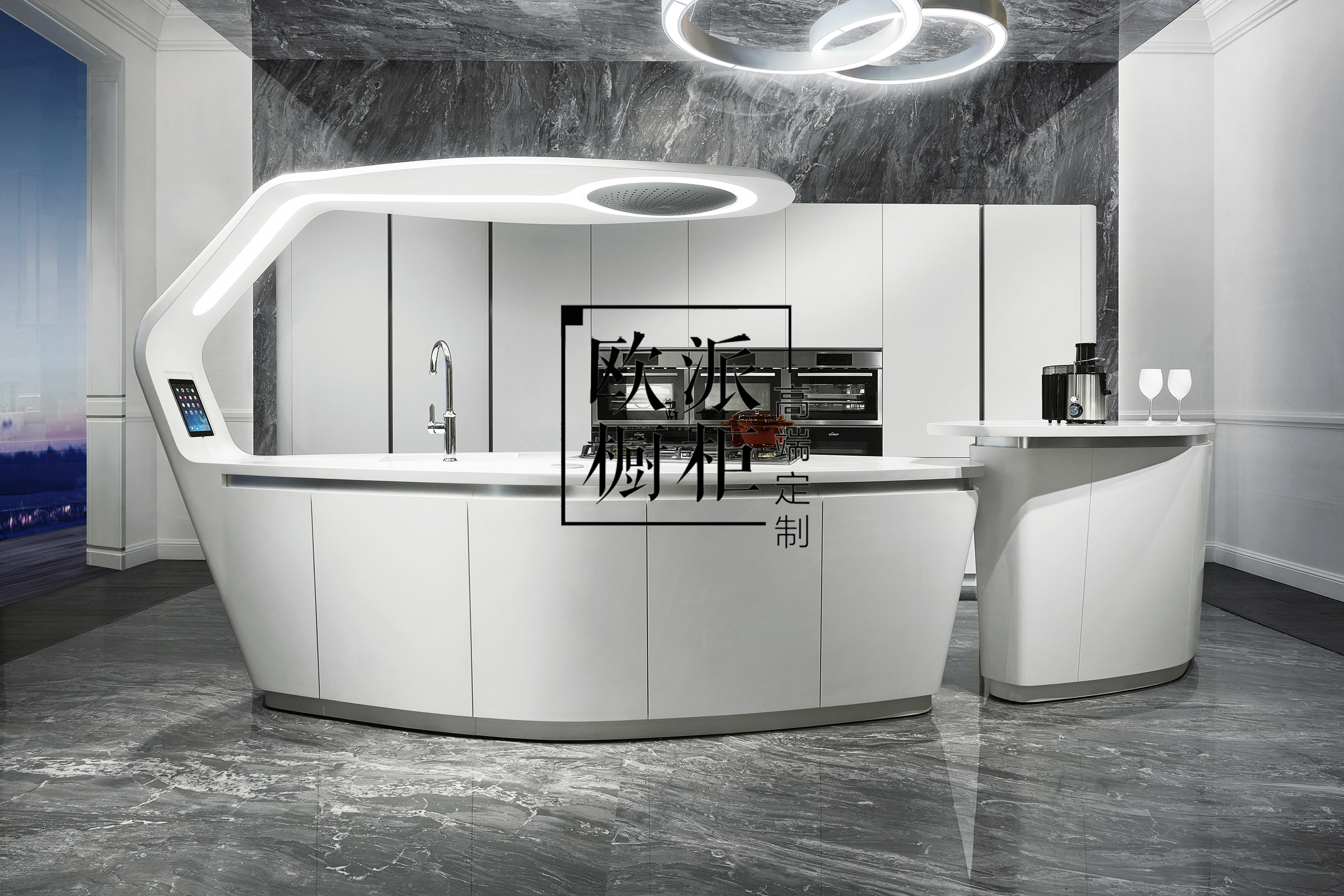 邻居把水龙头按我家墙,邻居家装水龙头