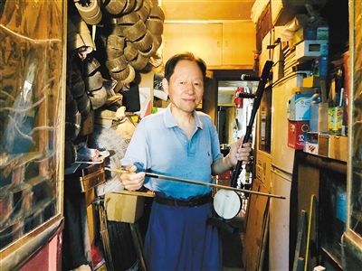 秦腔甘肃板胡大师,西安市王亲民板胡制作中心地址