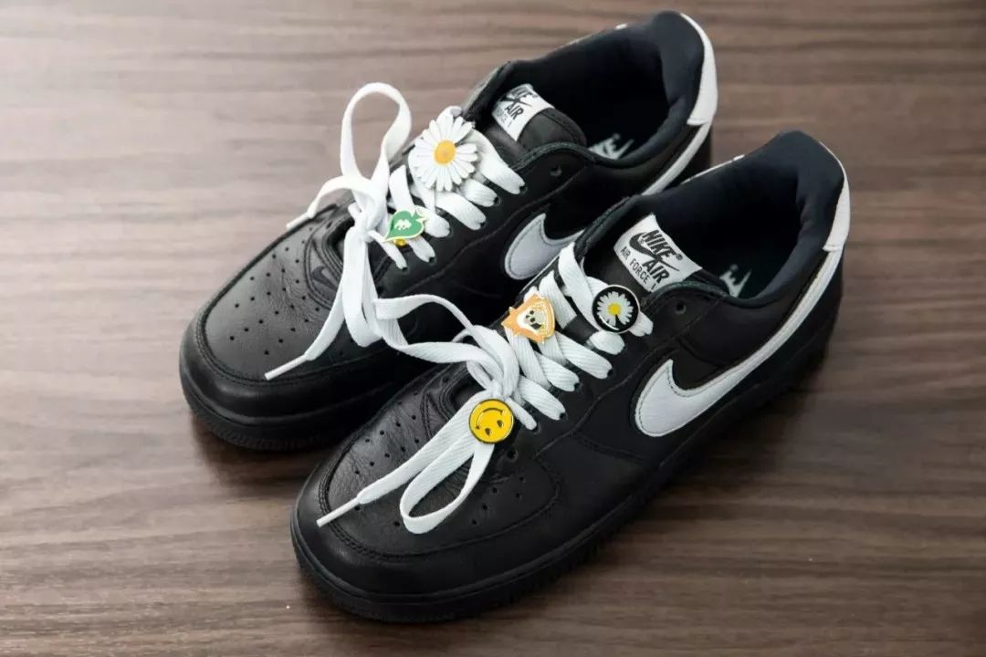 权志龙鞋带系法2.0,权志龙联名nike白鞋鞋带怎么系