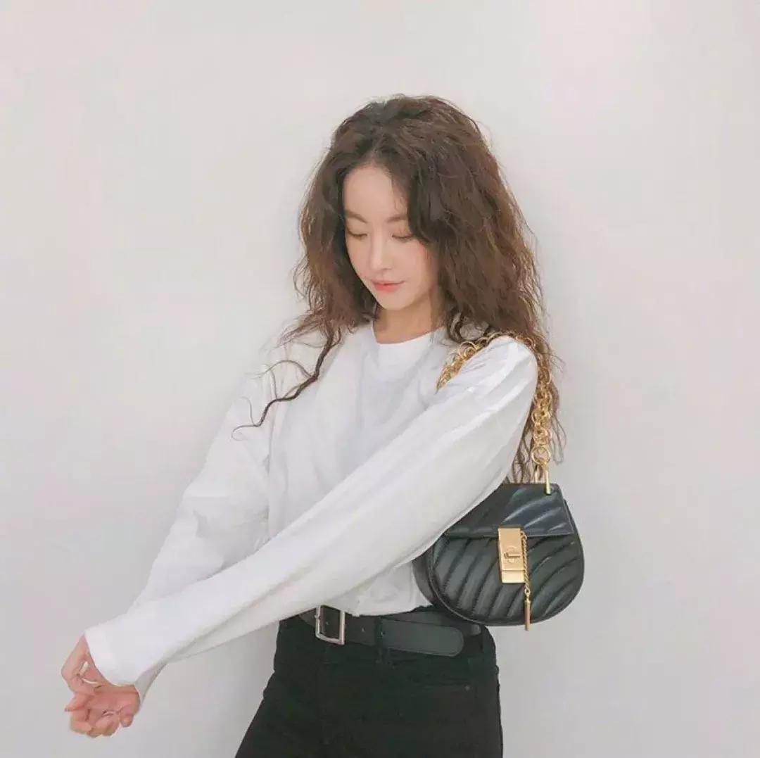 倒大脸适合什么发型,大脸女适合什么发型