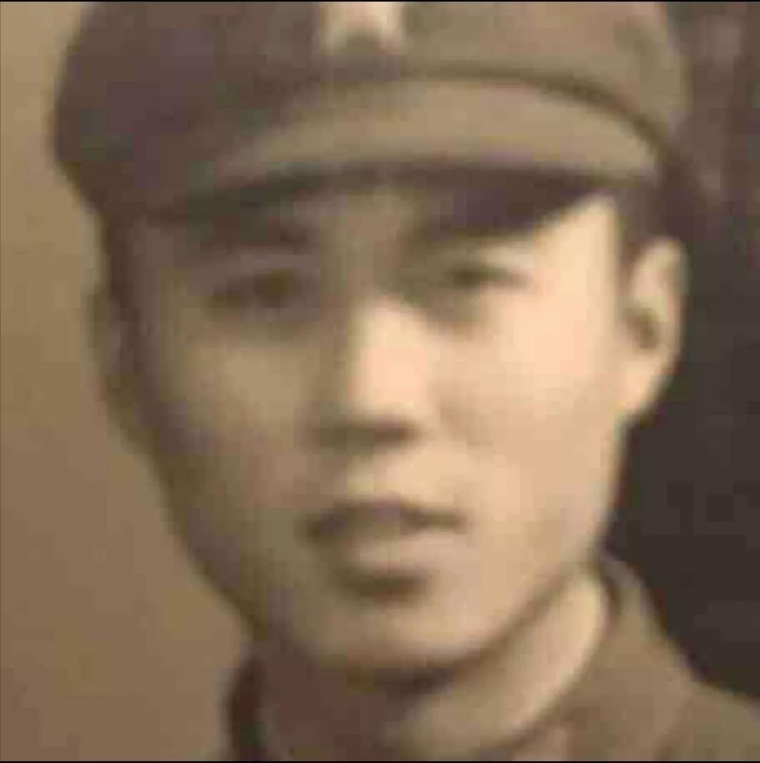 赞美拓荒者的七律诗,拓荒者的五律诗