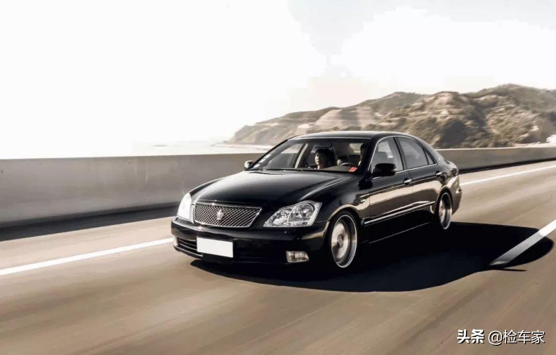 开了5年的14代丰田皇冠价格,15年车龄的丰田皇冠值得购买吗