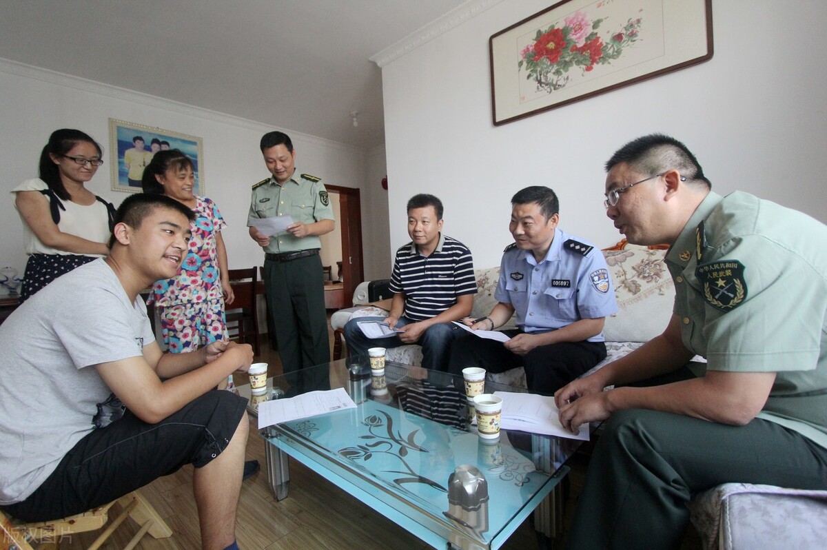 醉驾会不会影响公务员政审,直系亲属醉驾影响公务员政审吗