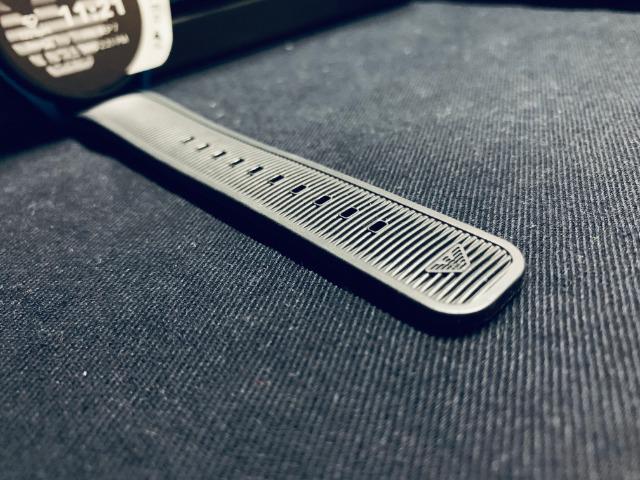 阿玛尼智能腕表第五代,阿玛尼智能手表第四代art5006